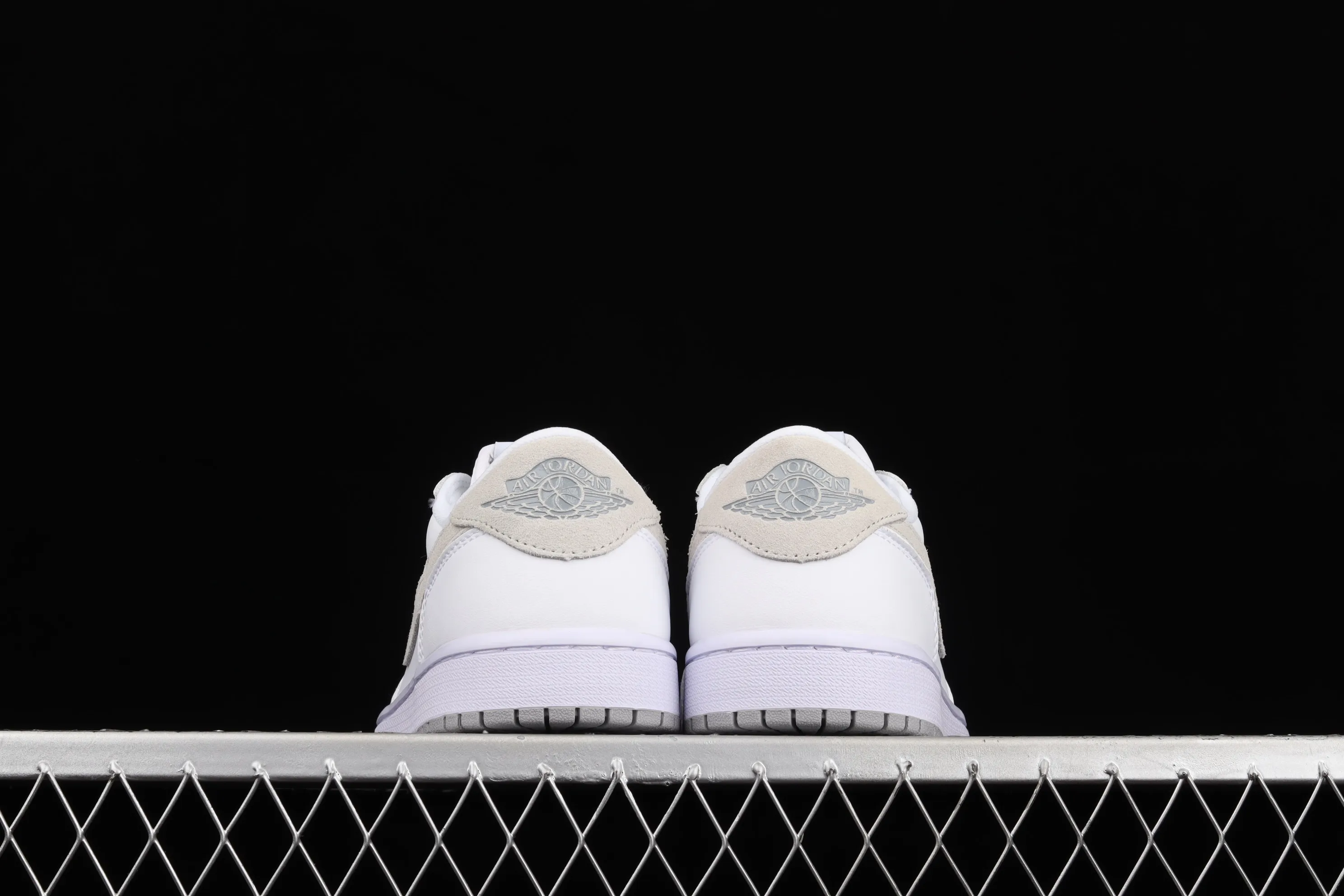 All categories Air Jordan Jordan series basketball shoes Air Jordan 1 Low Air Jordan 1 Low OG AJ1 Joe 1 white and gray color low-top basketball shoes CZ0858-100